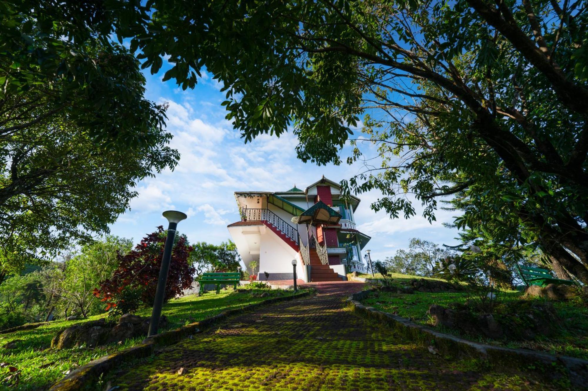 Camelot Resort Munnar Exterior photo
