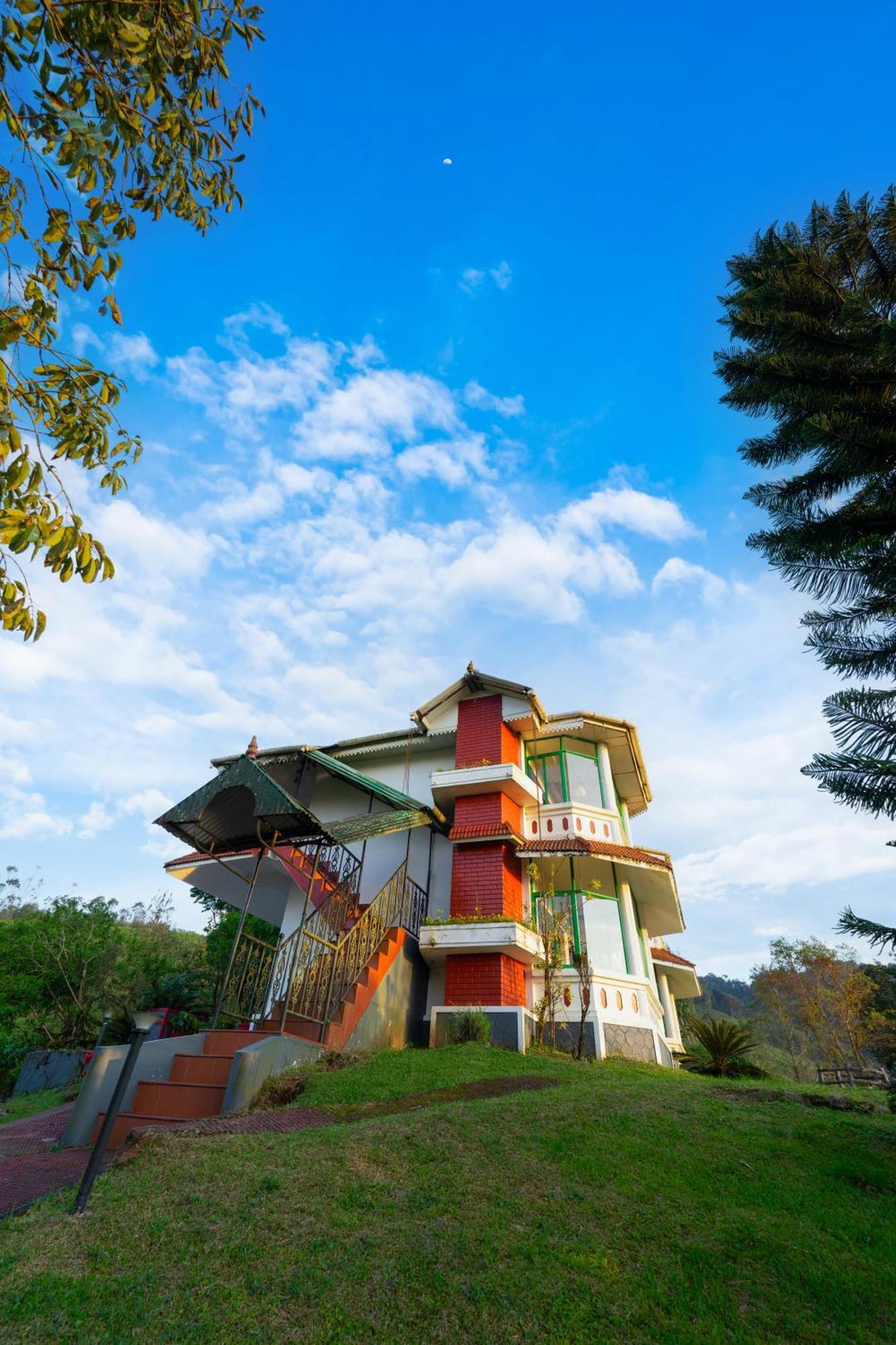 Camelot Resort Munnar Exterior photo